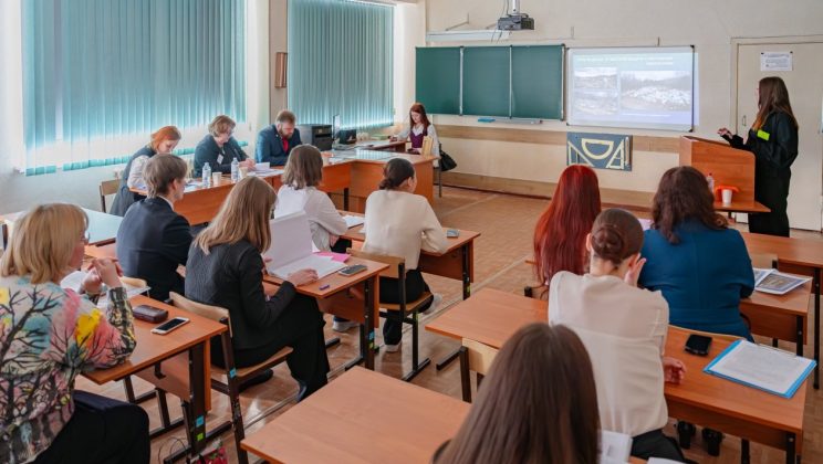Ученые СВКНИИ в составе жюри XXXII городской научной конференции «Мысль. Опыт. Наука»