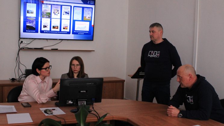 Вклад СВКНИИ в программу кадрового роста для ветеранов СВО «СВОи Герои 49»